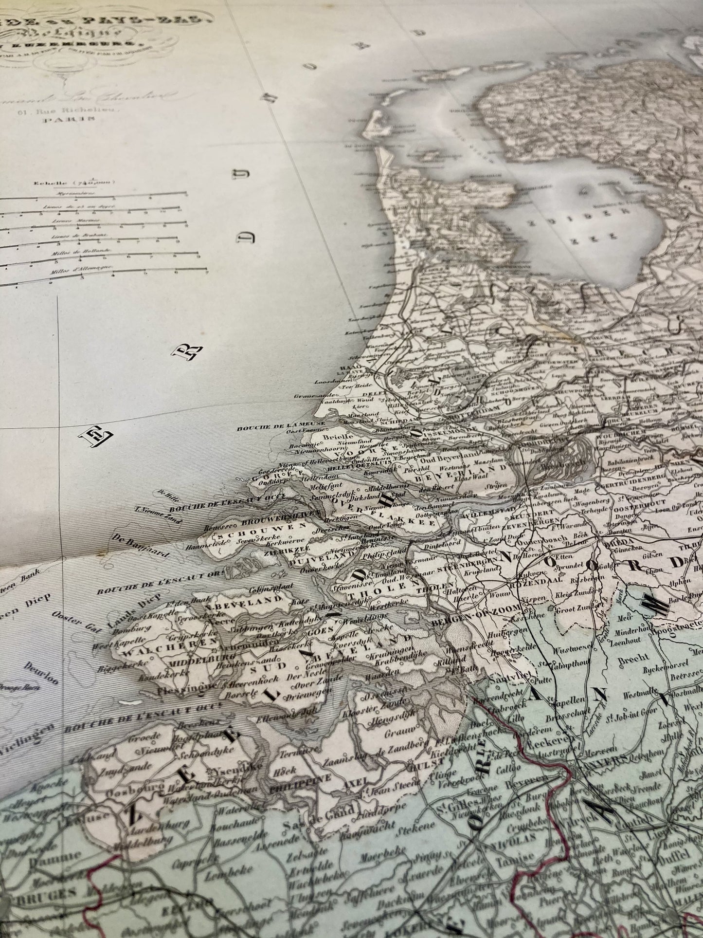 Détail de la carte ancienne des Pays-Bas et de la Belgique par A.H. Dufour