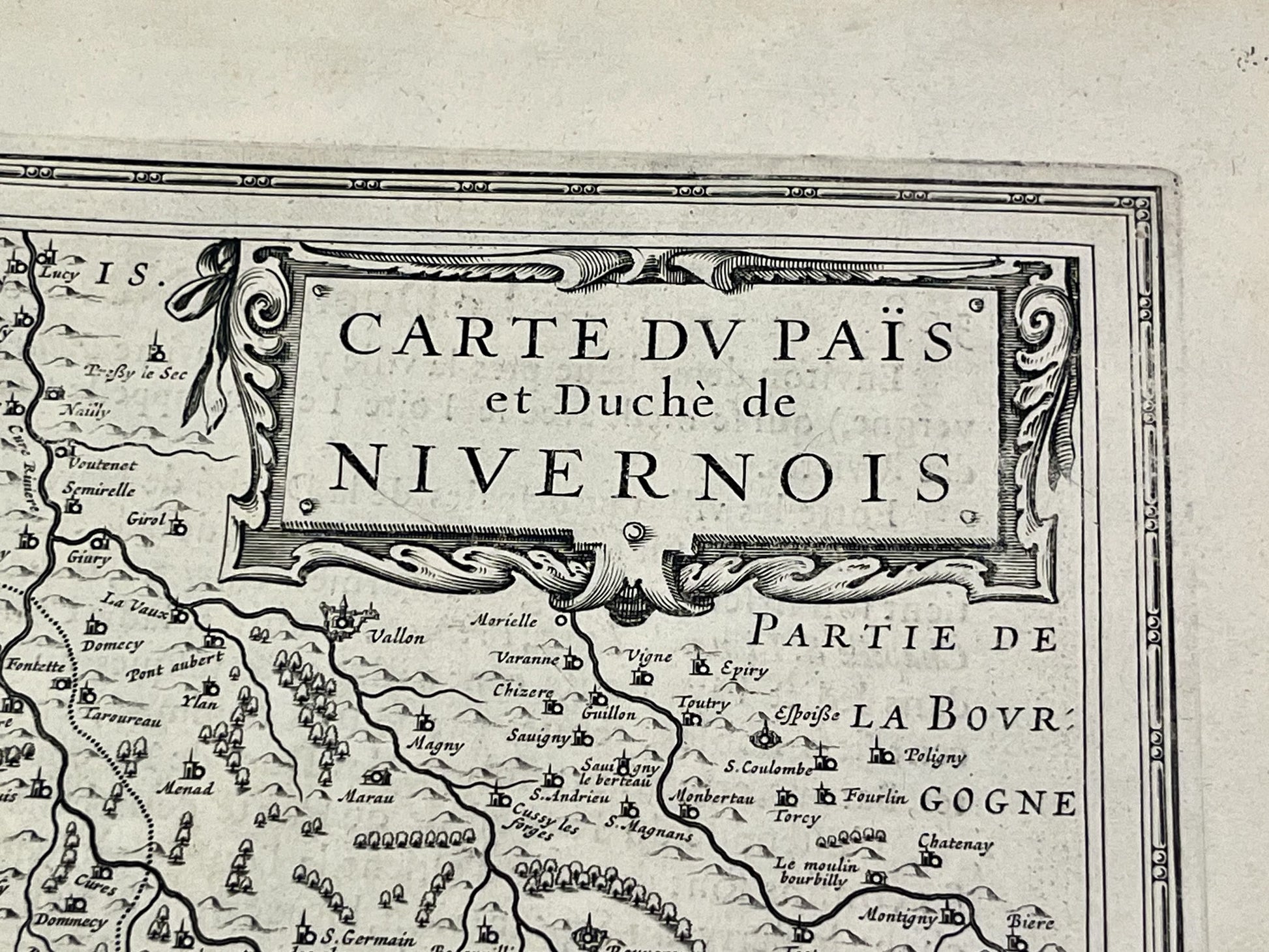 Carte du pais et Duche de Nivernois par Hondius
