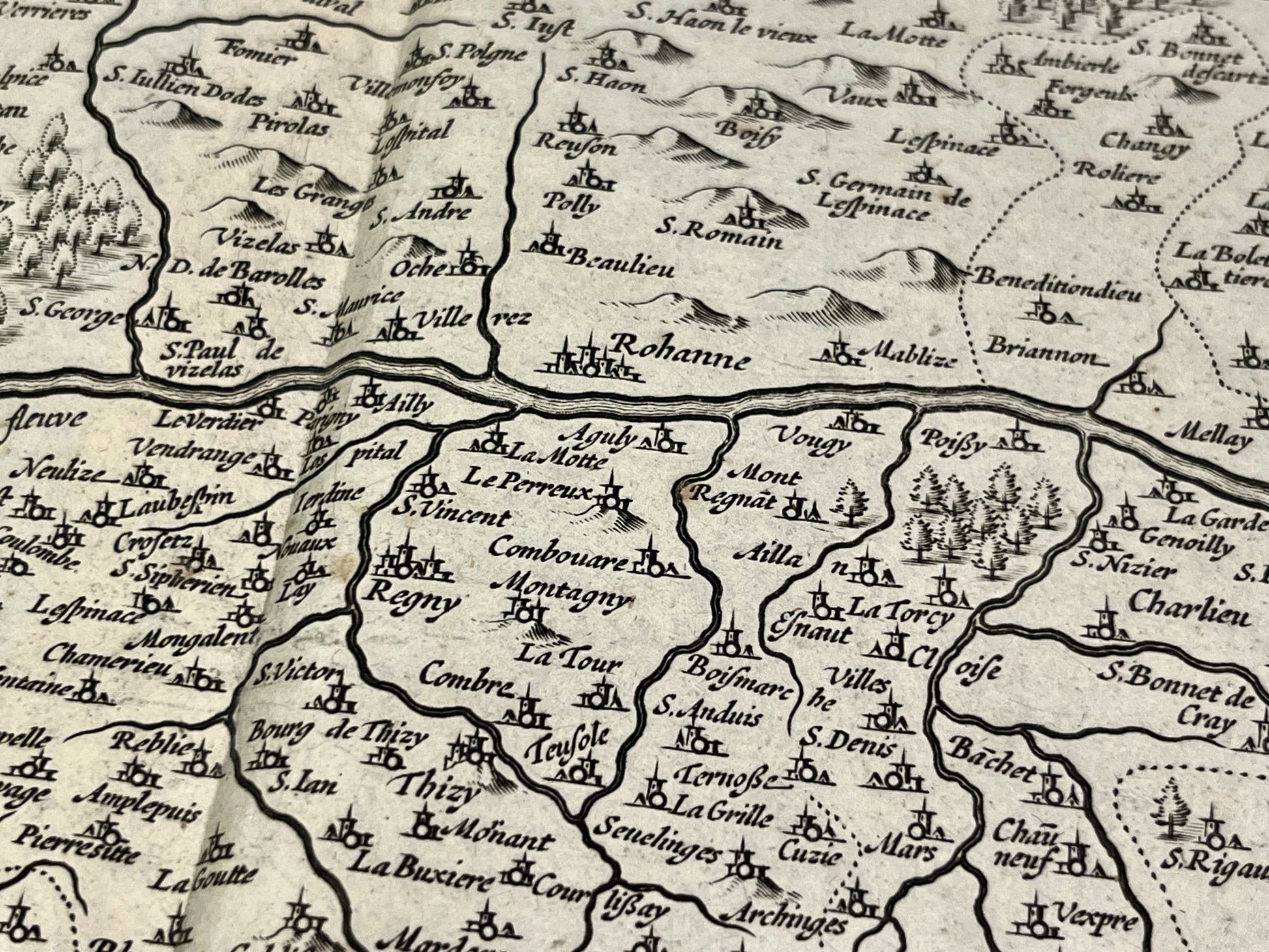 Carte geographique ancienne Forest Beaujolais