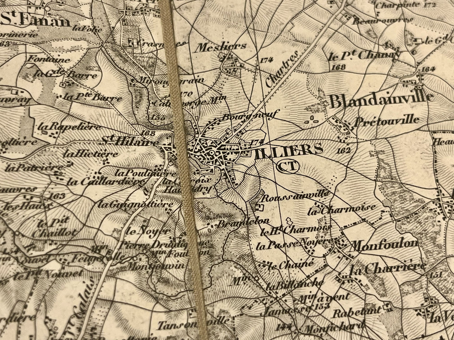 Carte geographique ancienne Illliers