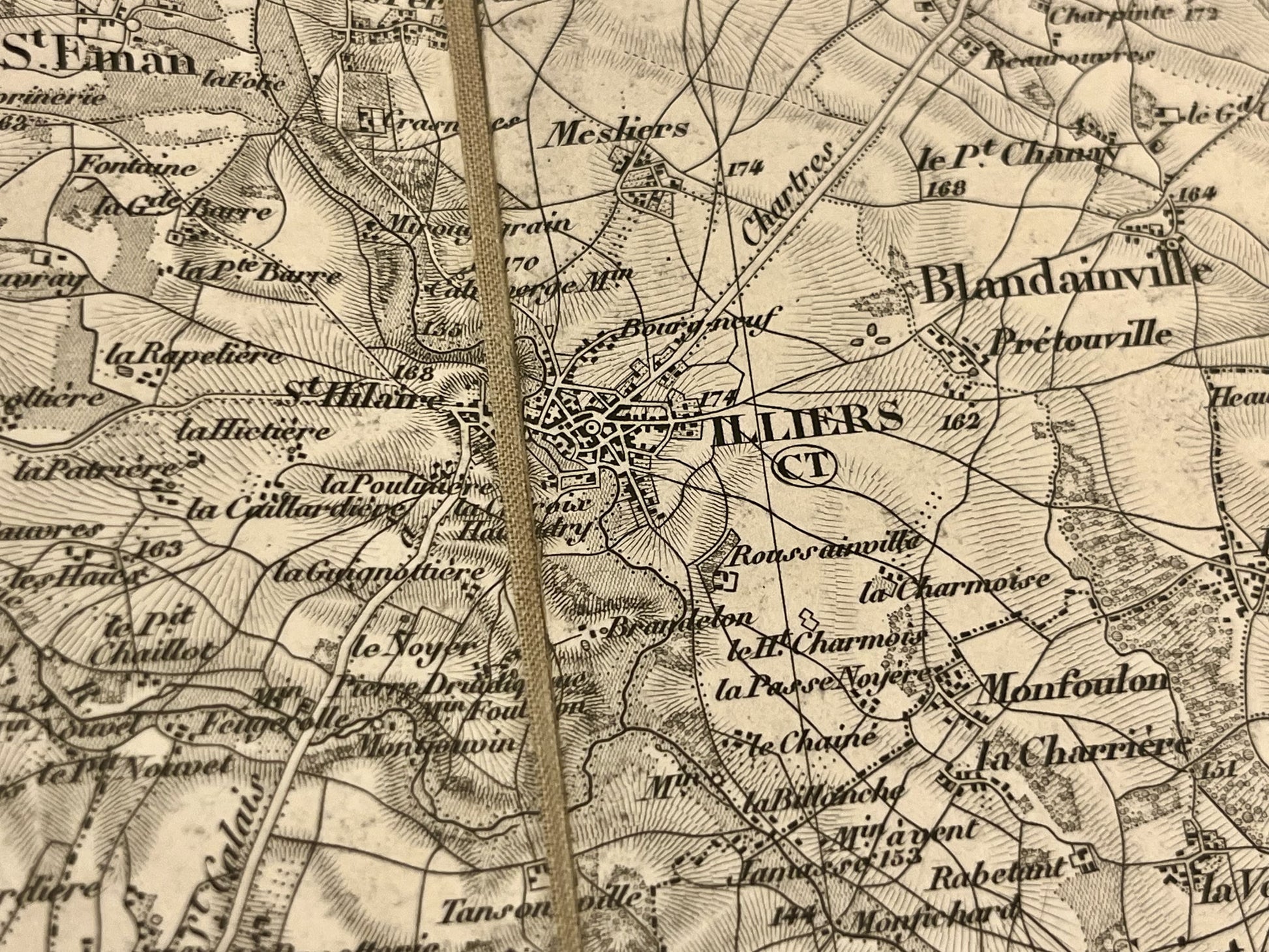 Carte geographique ancienne Illliers