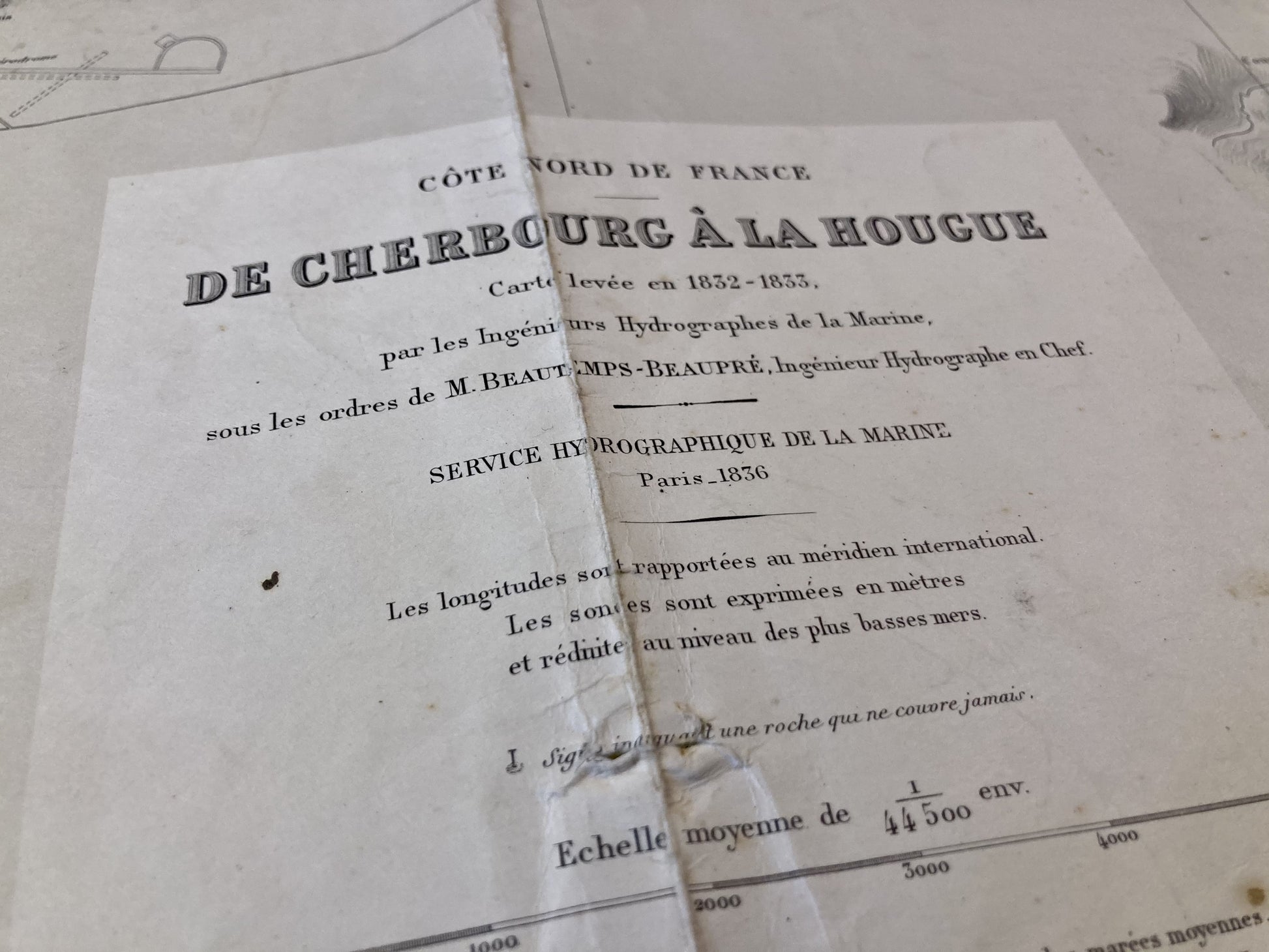Cartouche de la Carte Marine ancienne de Cherbourg à la Hougue