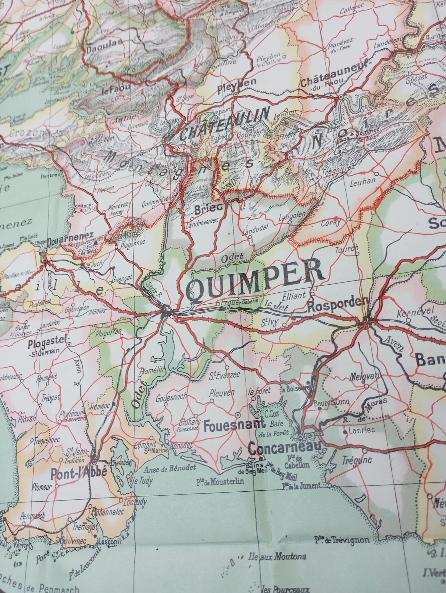 Plan touristique illustre du Finistere