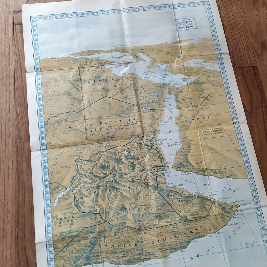 Détail de la zone centrale de la carte autour d'Addis Ababa, mettant en évidence le relief montagneux et les cours d'eau.